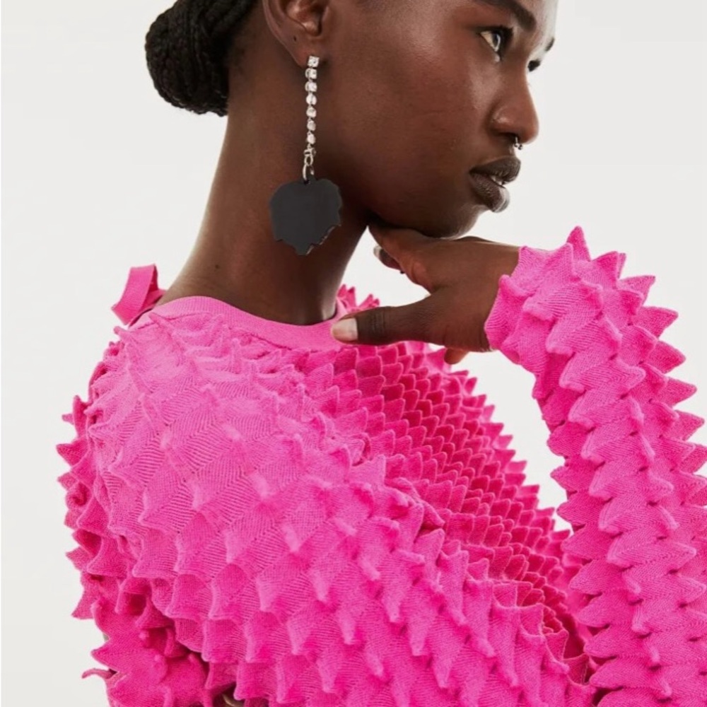 NEW Vibrant Pink Textured Dress H&M Studio Inovation Size M